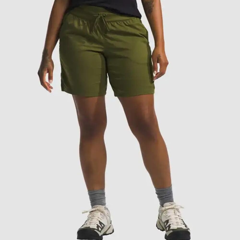 THE NORTH FACE Women's Aphrodite Motion Shorts XS Forest Olive Green NWT